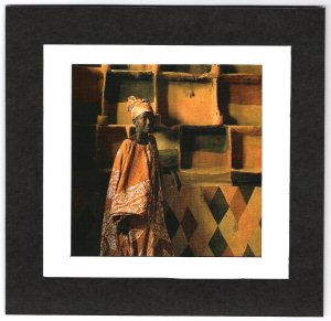 I paint my house serie, by african womans. 005.jpg