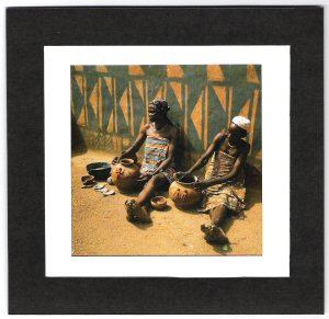 I paint my house serie, by african womans. 022.jpg